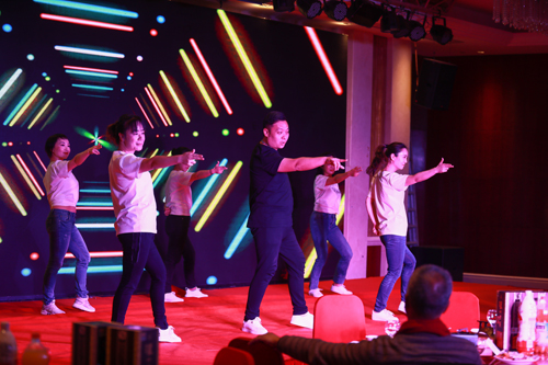 大禹漢光2018年“同心同行，共創(chuàng)未來”主題年會(huì)圓滿成功